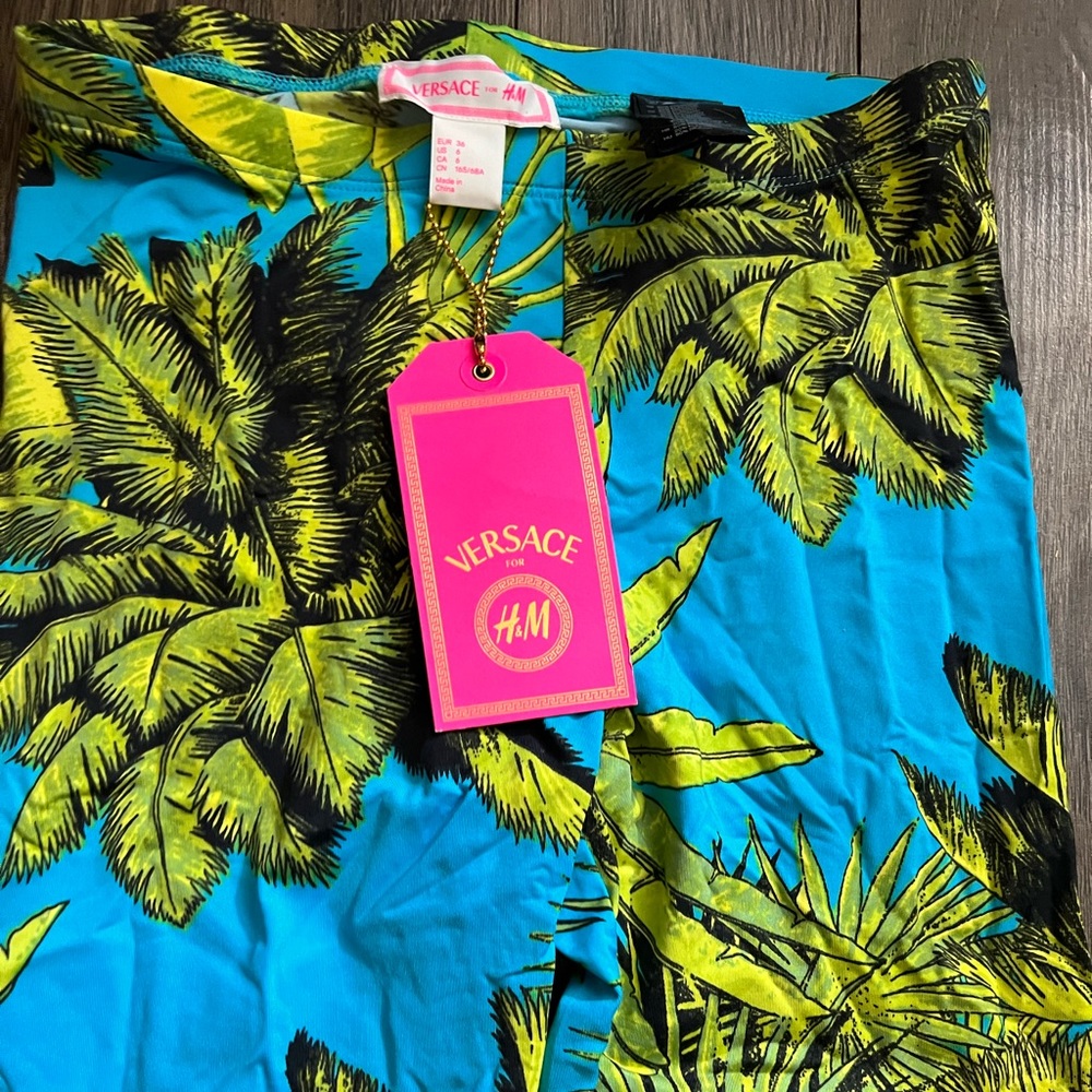 Rare H&M x Versace leggings new size 6 36 blue